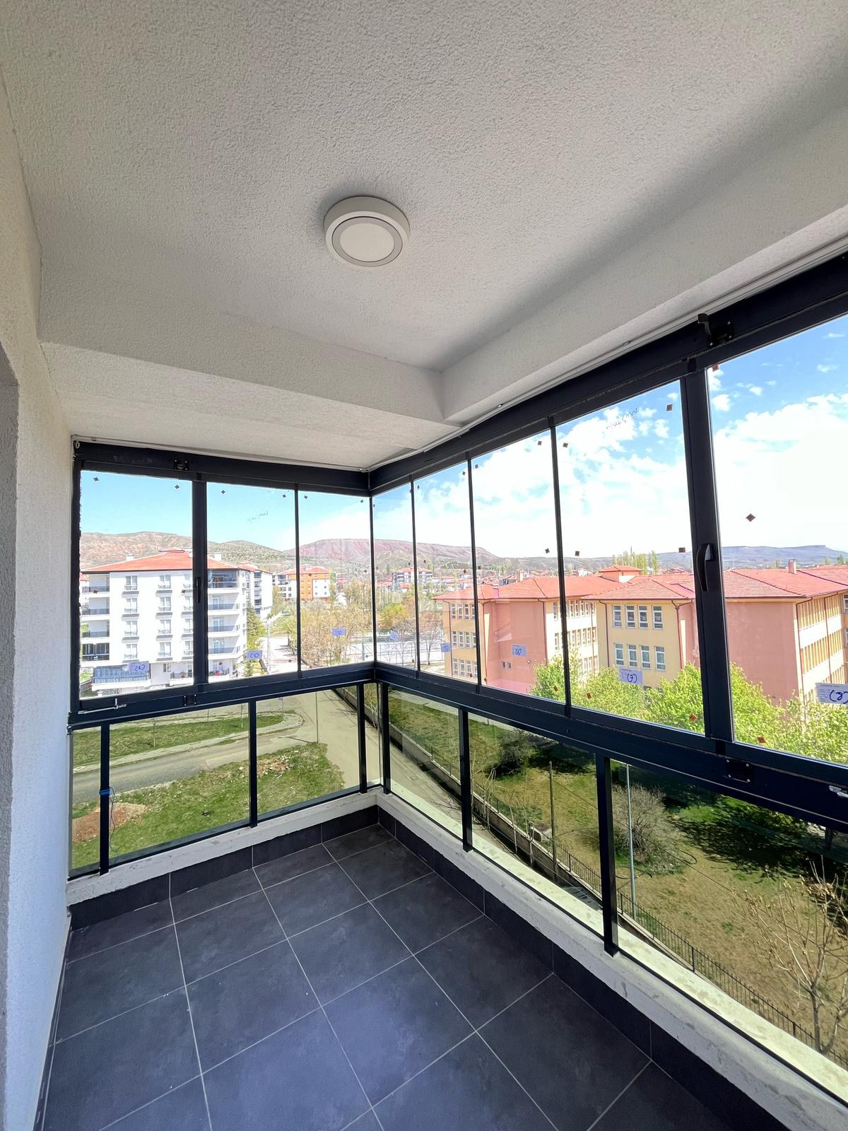 WhatsApp Image 2025-05-28 at 19.46.26 (1)